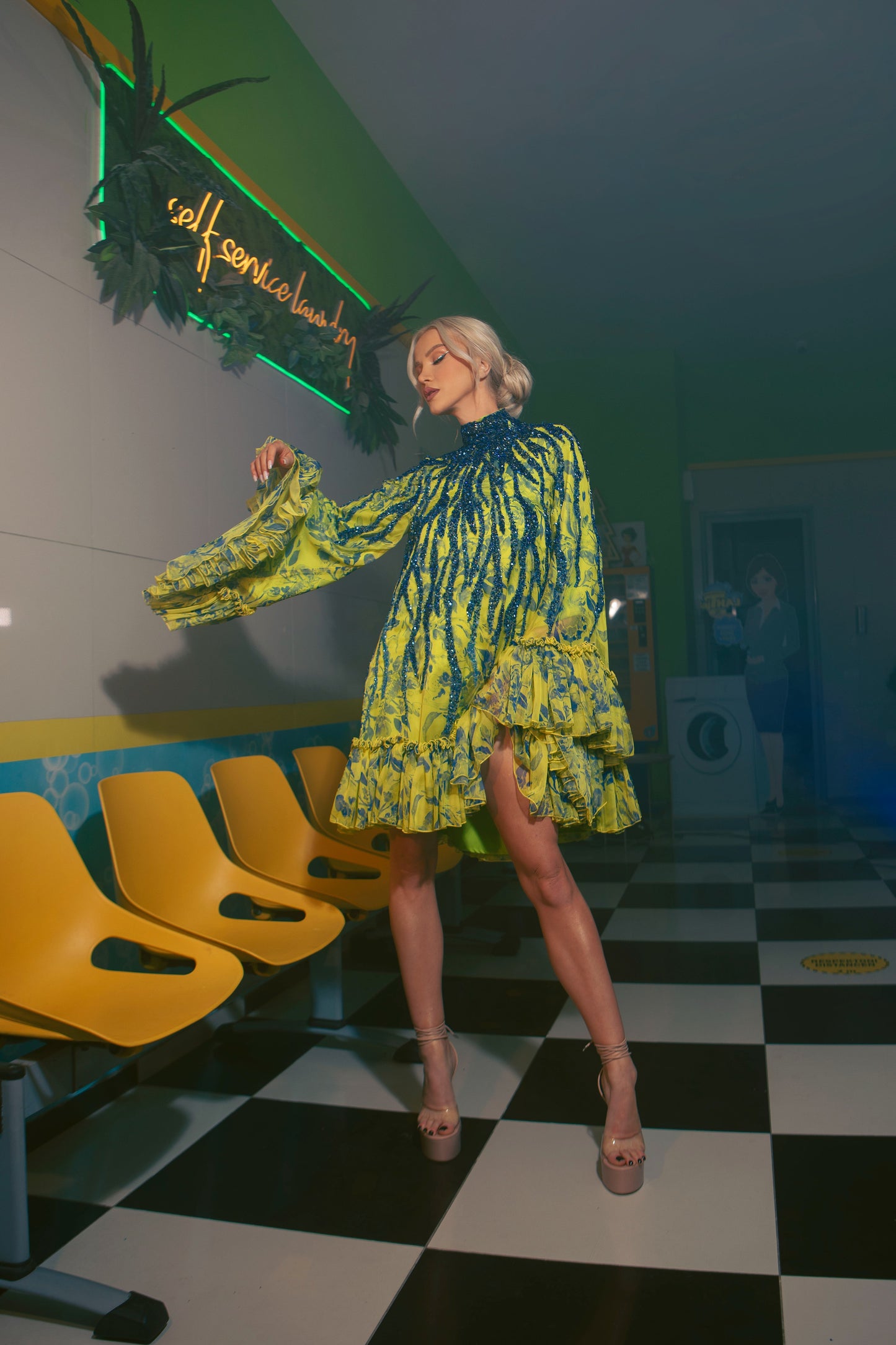DE'ESSE - Minna Fashion