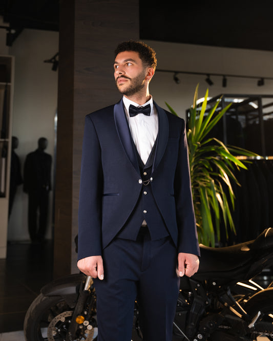 Twilight tuxedo
