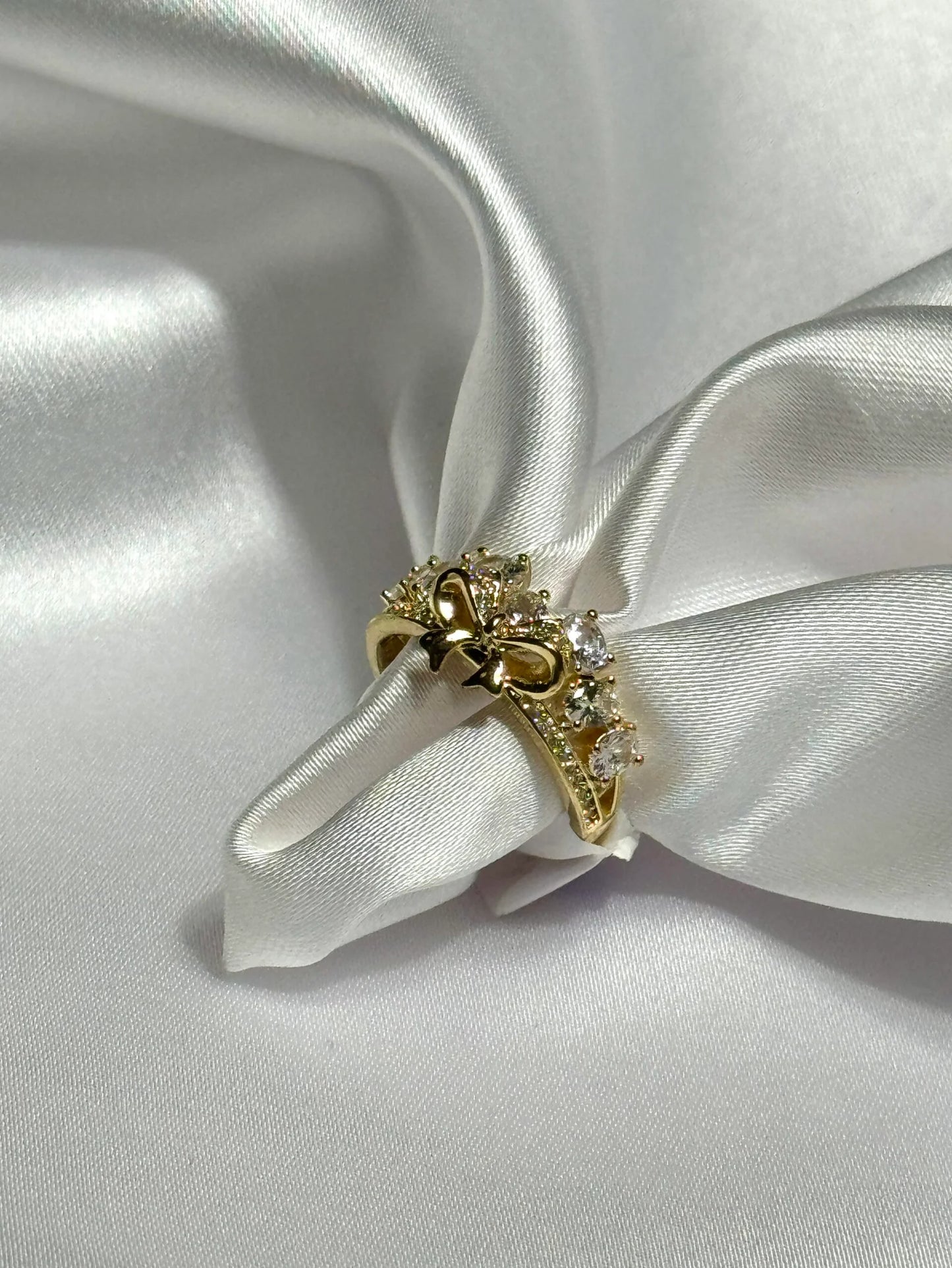 Bow and Stones Ring