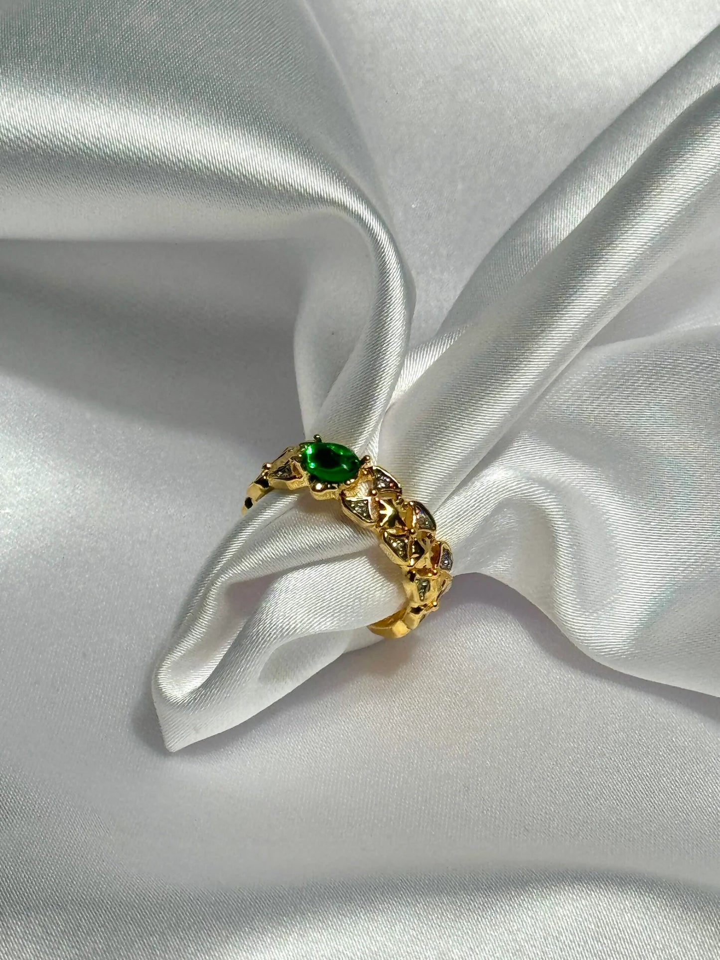 Emerald Stone Ring